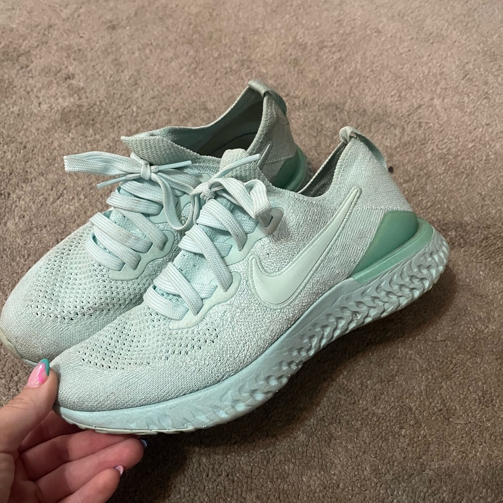Nike flyknit react